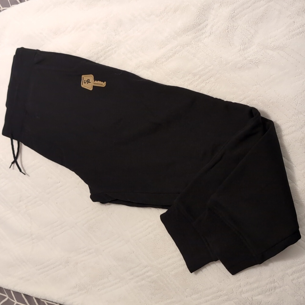 NWOT Born Primitive Street Parking Joggers